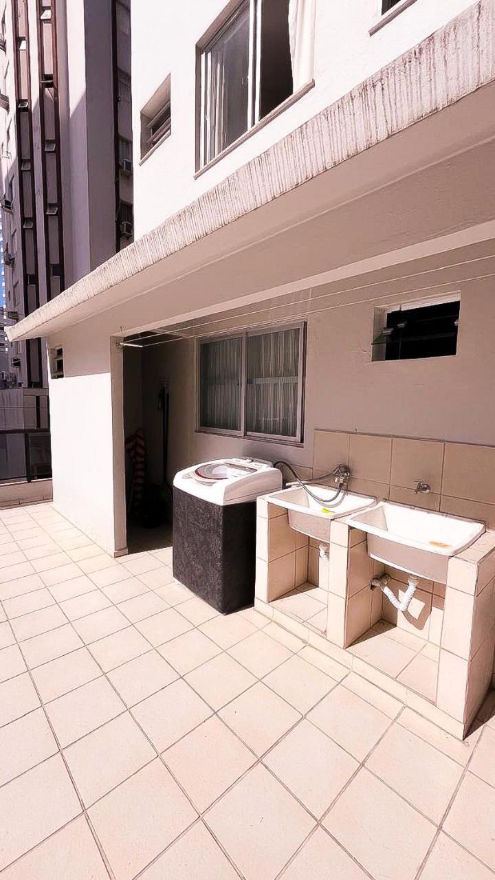 Apartamento Terraco Av Brasil A 200mts Do Mar