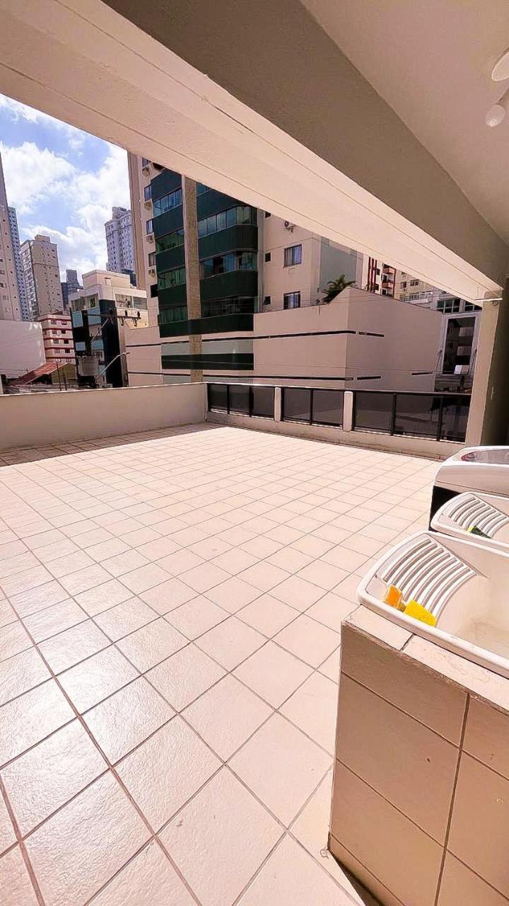 Terraco Av Brasil A 200mts Do Mar Apartamento