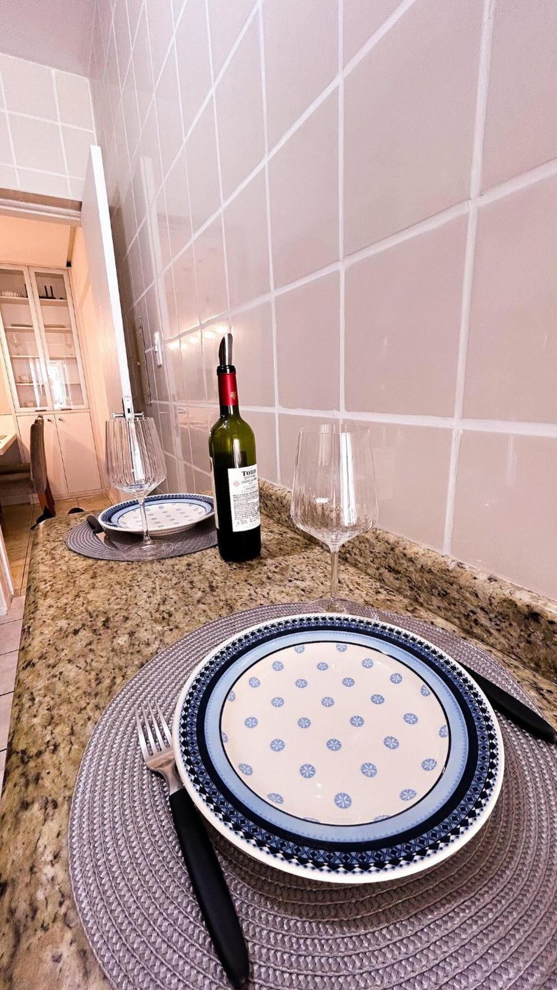 Apartamento Terraco Av Brasil A 200mts Do Mar *