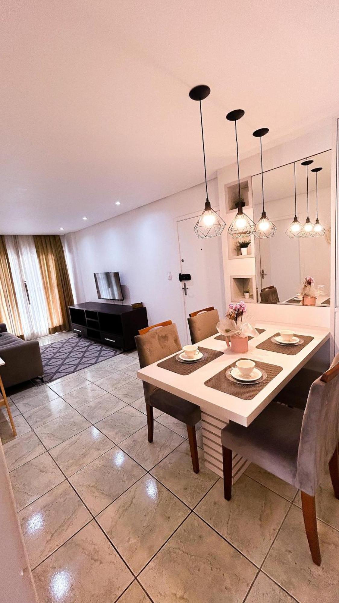 Apartamento Terraco Av Brasil A 200mts Do Mar